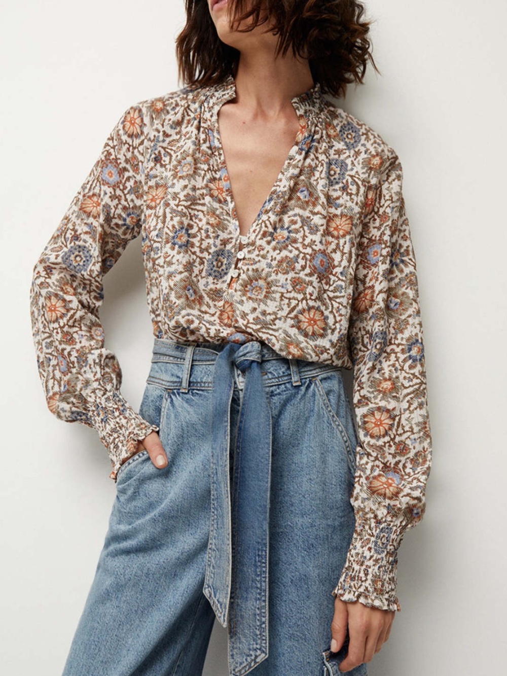 Veronica Beard Alexandria floral cotton blend smocked elastic trim blouse size 4